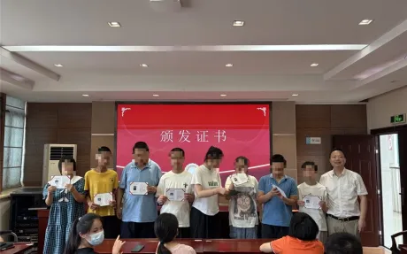 Stille omsorg, nærende vekst—SuJia Medical samarbeider med Jiaxing Special Education School